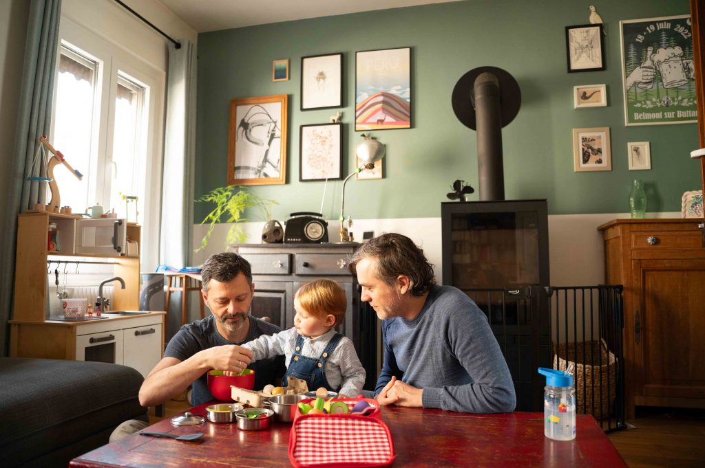 FAMILLE ETIENNE — 130