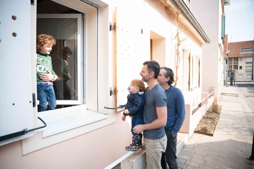 FAMILLE ETIENNE — 211