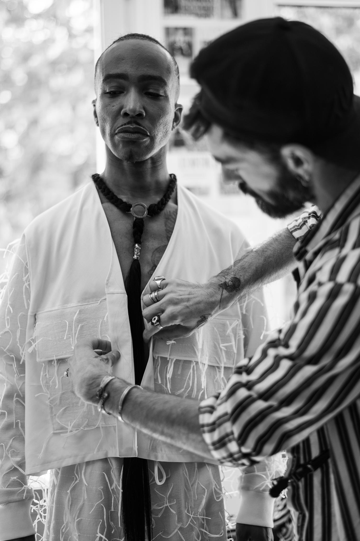 OFF WITH THE HEAD - BACKSTAGE — 4